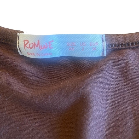 GET IT FREE!! Set of Two Brown crop tops Size XS - Picture 6 of 7